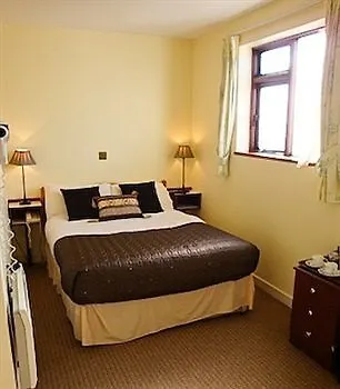Wards Hotel